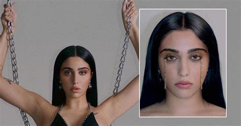 lourdes leon nude|Lourdes Leon is the image of Madonna in daring nude corset